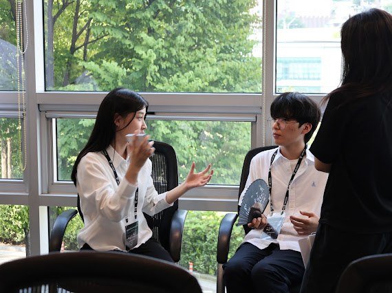 Grace in discussion at the UN Youth Future Summit